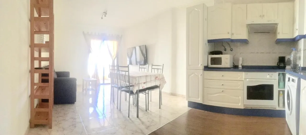 We Love El Medano House 0*, Эль-Медано